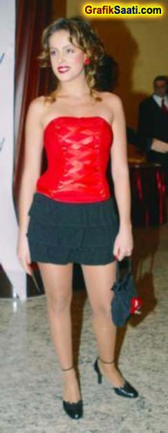 Do�a Rutkay, H�lya Av�ar ayn� filmde bulu�tu